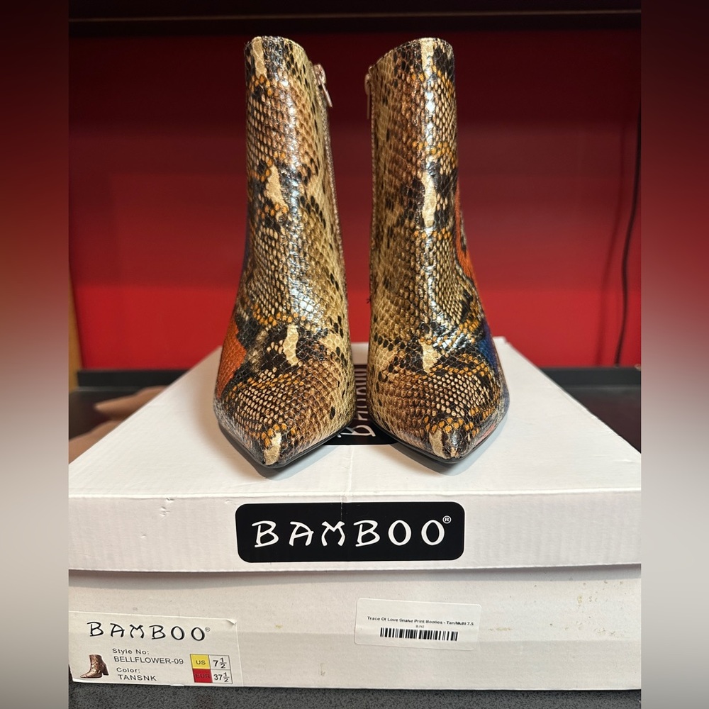 Bamboo Faux Snake Embossed Ankle Booties Tan/Multi Women’s Size 7.5 NWT & Box - Picture 2 of 11